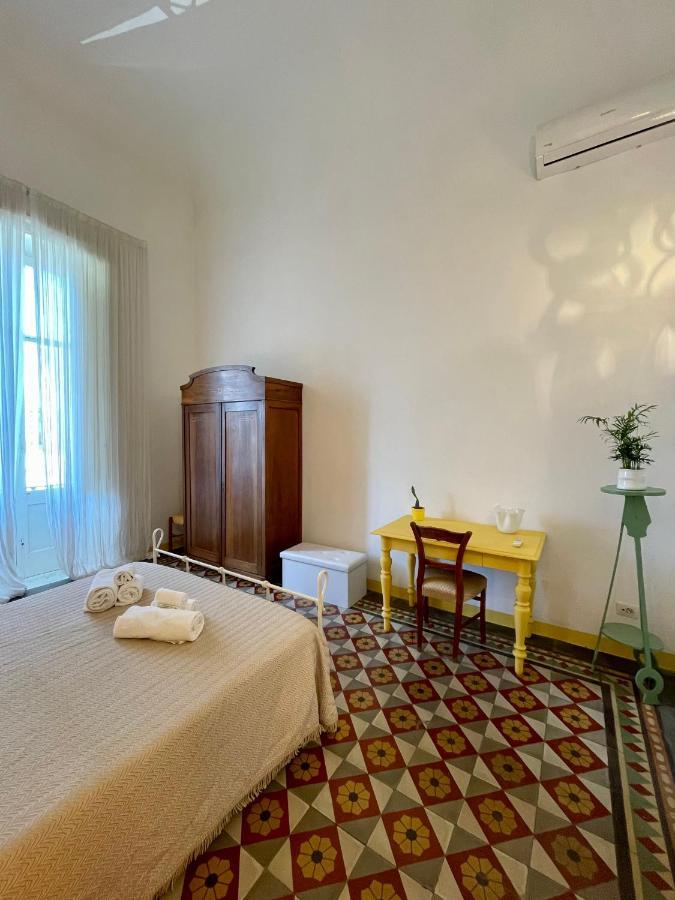 4 Balconi House-Appartamento Salentino Nel Centro Di Λέτσε Εξωτερικό φωτογραφία